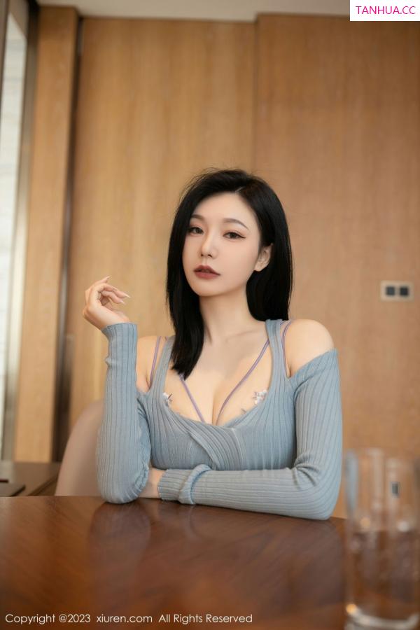 安然Maleah  [XiuRen]高清写真图 2023.02.21 No.6300 安然anran 淑女美腿第17张图片